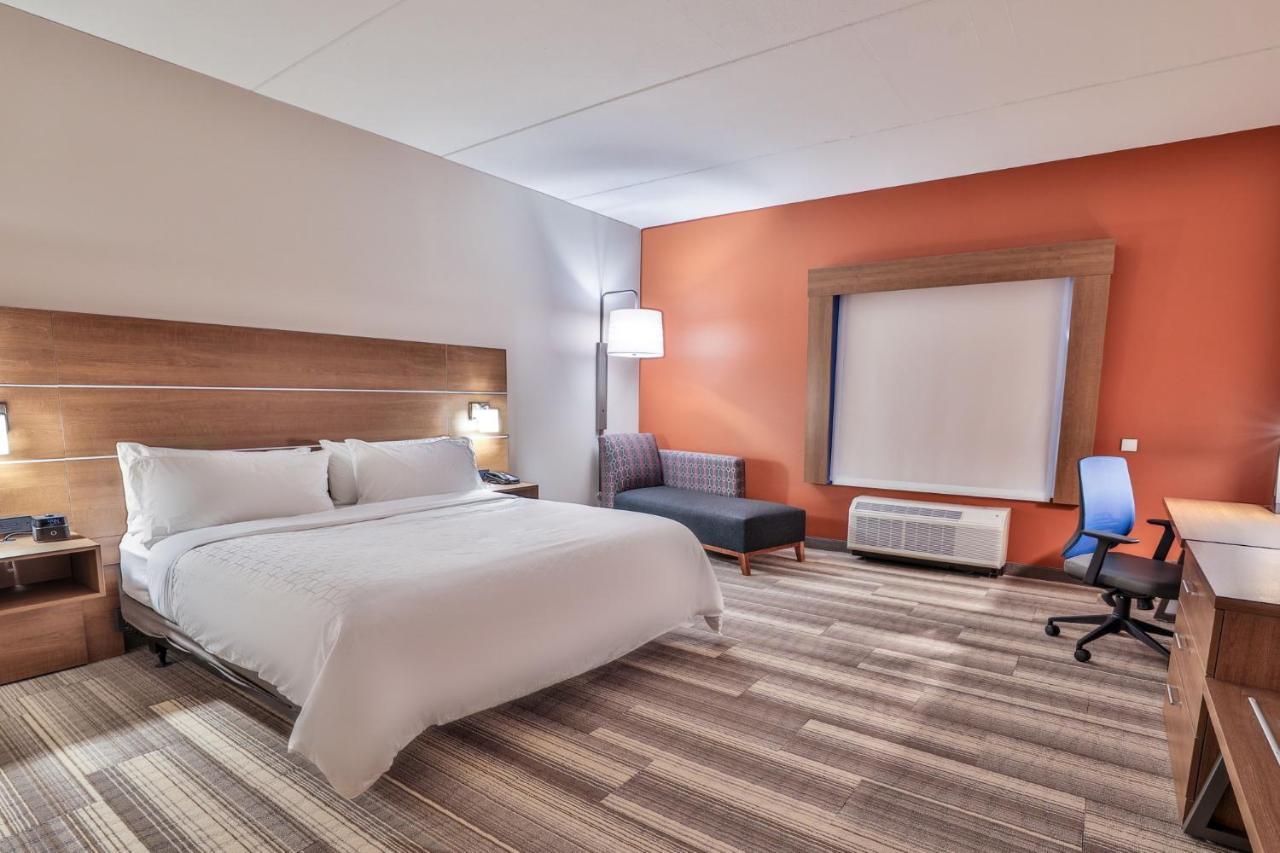 Holiday Inn Express & Suites - Nashville Metrocenter Downtown By Ihg Exterior photo